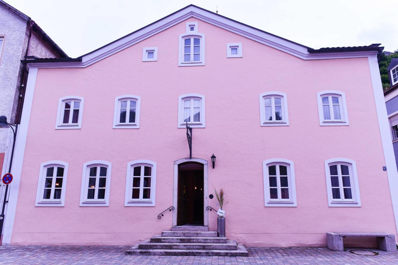Hotel Gaestehaus Linde Mornsheim Экстерьер фото